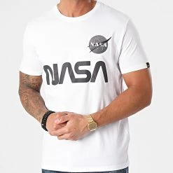 Vente flash ✔️ Tee 👕 Shirt NASA Rainbow Reflective 178501RR Blanc Iridescent de Alpha Industries 🥰 -California Jewels Soldes alpha industries 245003 178501RR 09 20201223T134150 03