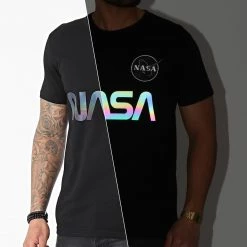 De gros ⭐ Tee 👕 Shirt NASA Rainbow Reflective 178501RR Noir Iridescent de Alpha Industries 😉
