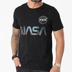 De gros ⭐ Tee 👕 Shirt NASA Rainbow Reflective 178501RR Noir Iridescent de Alpha Industries 😉 -California Jewels Soldes alpha industries 253447 178501RR 03 20210303T144820 03