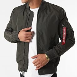 Remise 🌟 Veste Bomber 191103 Vert Kaki de Alpha Industries 🤩