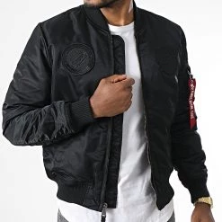 Grosses soldes 🥰 Veste Bomber MA-1 VF Nasa 166107 Noir de Alpha Industries 🎁 -California Jewels Soldes alpha industries 339059 166107 404 20220927T152230 03