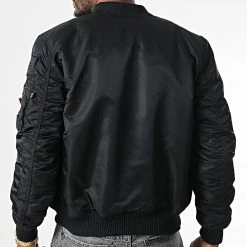 Grosses soldes 🥰 Veste Bomber MA-1 VF Nasa 166107 Noir de Alpha Industries 🎁 -California Jewels Soldes alpha industries 339059 166107 404 20220927T152232 04
