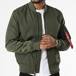 Vente flash 🛒 Veste Bomber MA-1 TT 191103 Vert Kaki de Alpha Industries 🌟 -California Jewels Soldes alpha industries 339065 191103 257 20220930T160231 03