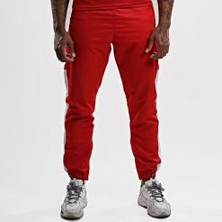 Les meilleures critiques de 🔔 Pantalon Jogging A Bandes Uzi PT029 Rouge de NI by Ninho 🔥 -California Jewels Soldes ni by ninho 225811 PT029 RED WHITE BLACK 20200722T133755 03