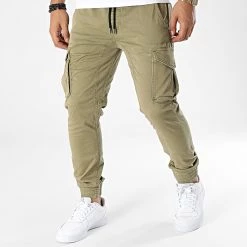 Offres 🔥 Pantalon Cargo 116202 Vert Kaki de Alpha Industries 🥰