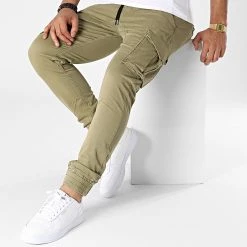 Offres 🔥 Pantalon Cargo 116202 Vert Kaki de Alpha Industries 🥰 8 Offres 🔥 Pantalon Cargo 116202 Vert Kaki de Alpha Industries 🥰 -California Jewels Soldes none 338257 116202 11 20221108T115223 03