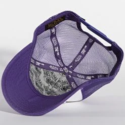 Meilleure vente 👏 Casquette Trucker Boston Violet Blanc de Von Dutch 🤩 -California Jewels Soldes von dutch 348432 7030148 1 WHITE PURPLE 20221128T111817 04